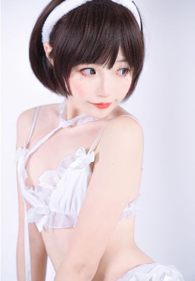 漂亮姐姐的朋友_BD英语HD高清在线观看