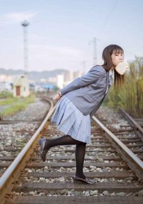 小嫂子1_720在线视频播放