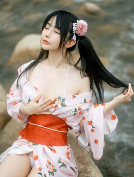 快穿之浪妇系统h_蓝光手机在线观看