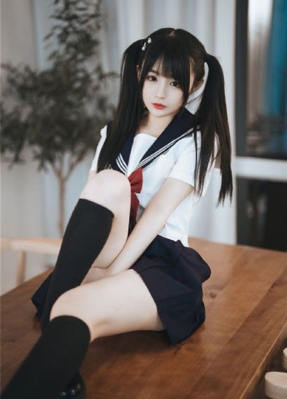 尤莉亚在线无删减播放_午夜激情