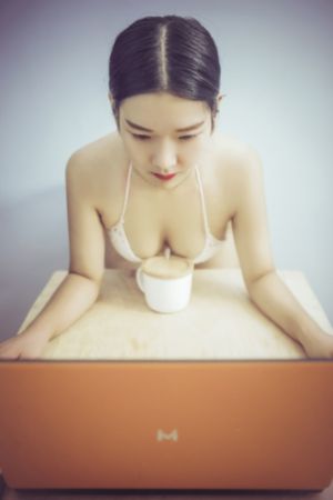 乱世佳人吃奶未删除版_蓝光HD高清在线观看