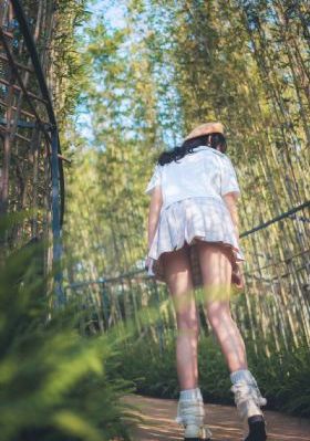 《继父与母女》_1080P免费观看